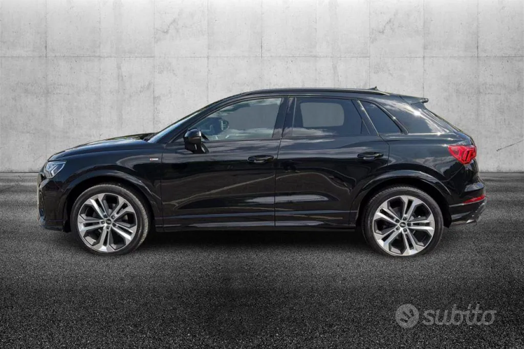 Audi Q3 2021 photo 3