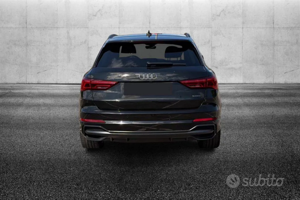 Audi Q3 2021 photo 5