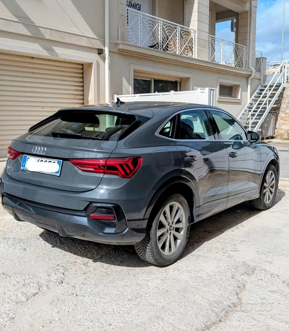 Audi Q3 2022 photo 3