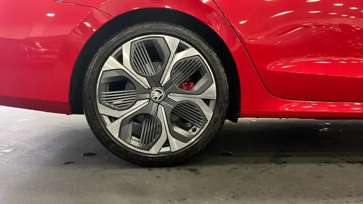 Skoda Octavia 2025 photo 5