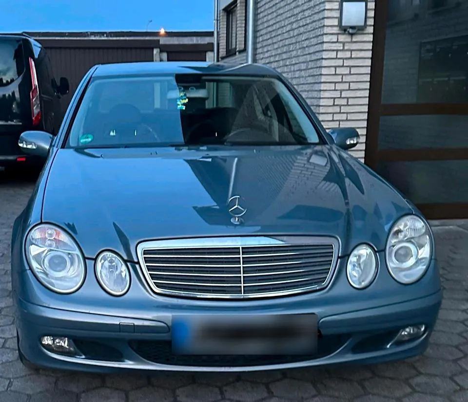 Mercedes-Benz 200