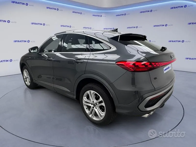 Audi Q5 2025 photo 2