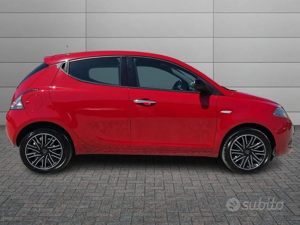 Lancia Ypsilon 2019 photo 3