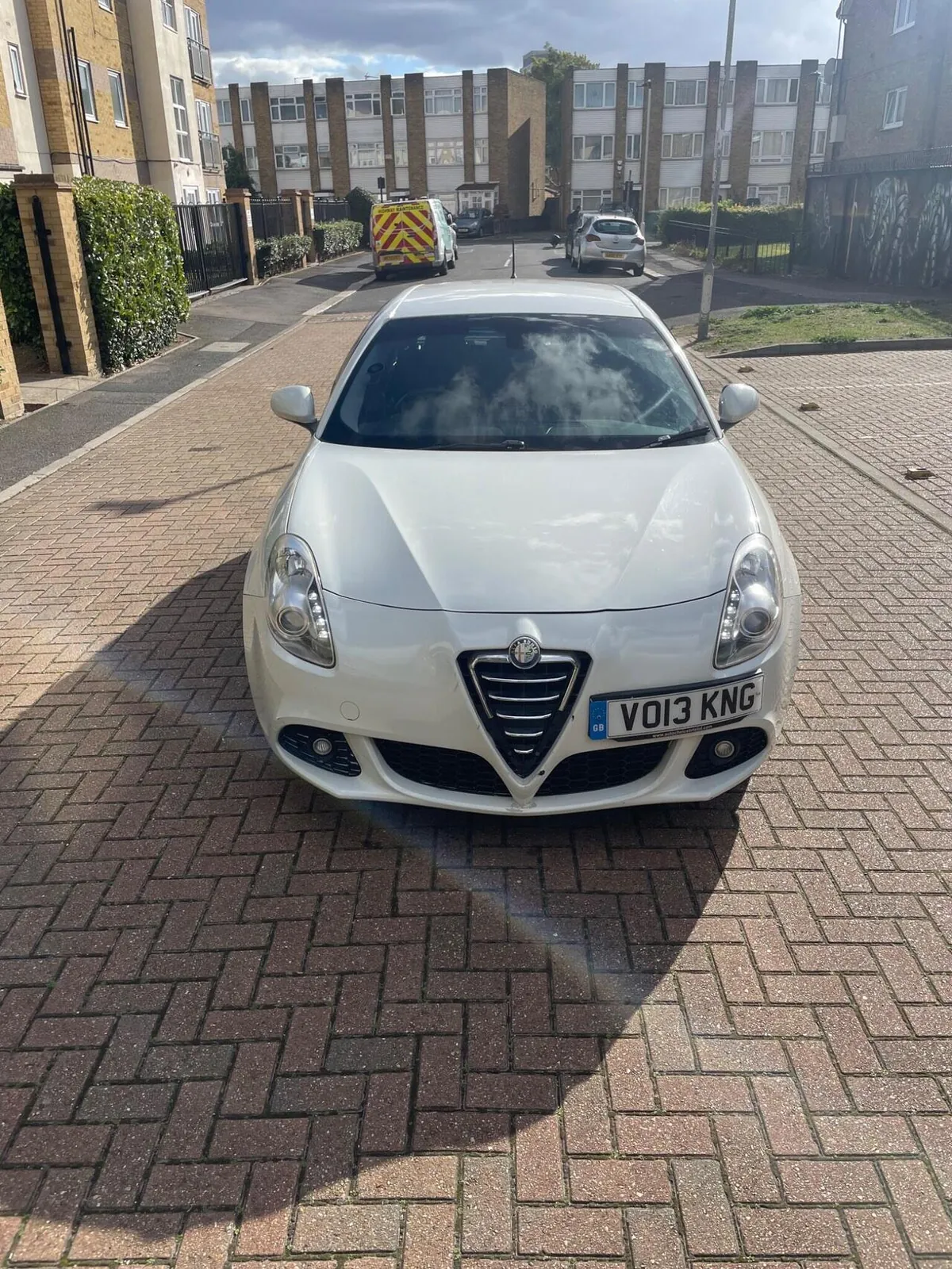 Alfa Romeo Giulietta 2013 photo 2