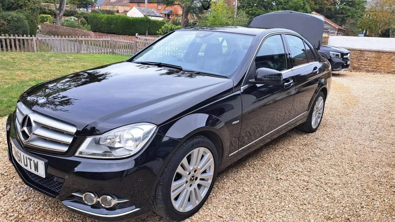 Mercedes-Benz C-Class 2012 photo 3