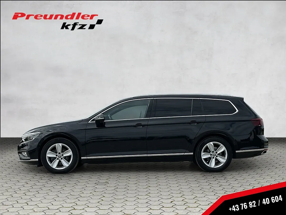 Volkswagen Passat 2022 photo 2