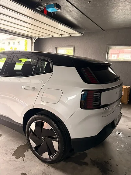 Volvo Ex30 2025 photo 3