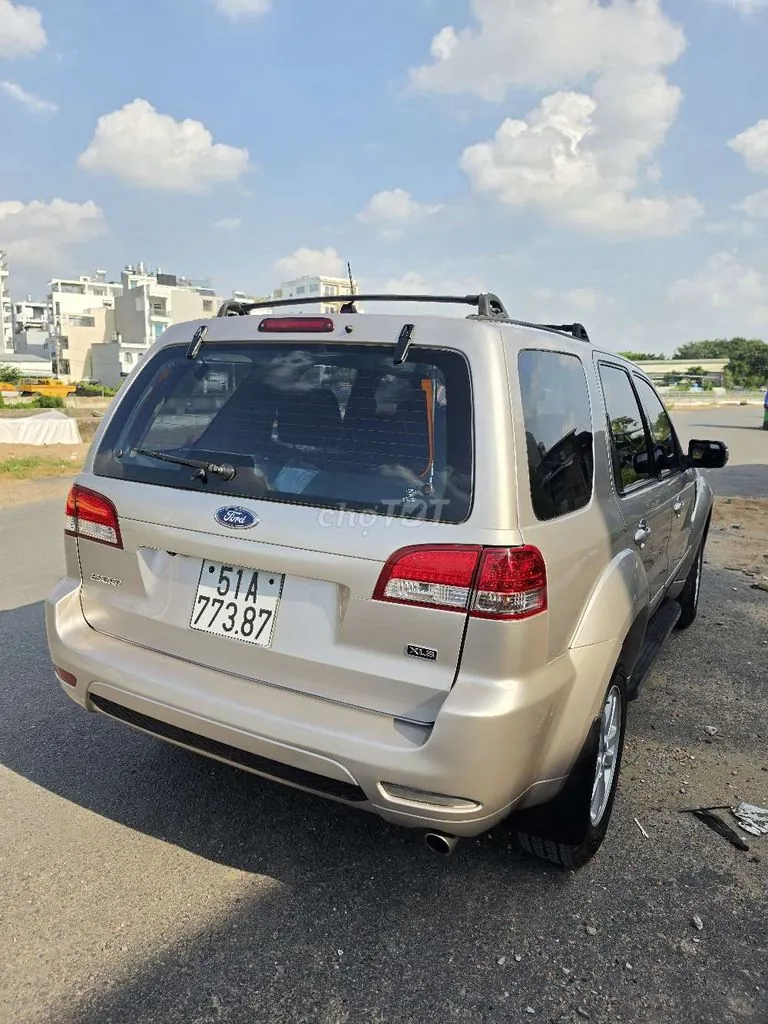 Ford Escape 2010 photo 3
