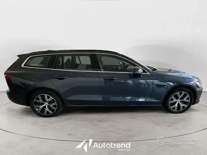 Volvo V60 2025 photo 5