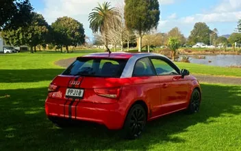 Audi A1 2011 photo 3