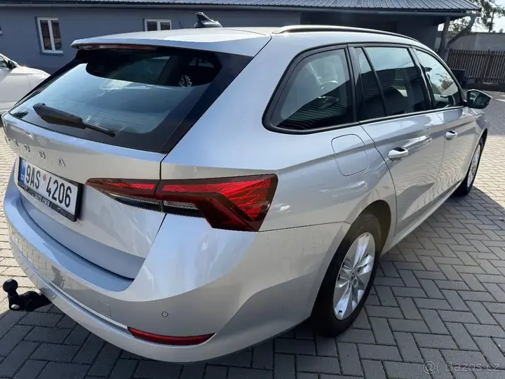 Skoda Octavia 2023 photo 3