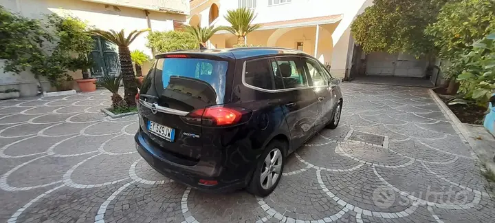 Opel Zafira Tourer 2015 photo 2