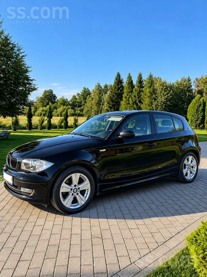 BMW 1 Series 2008 photo 2