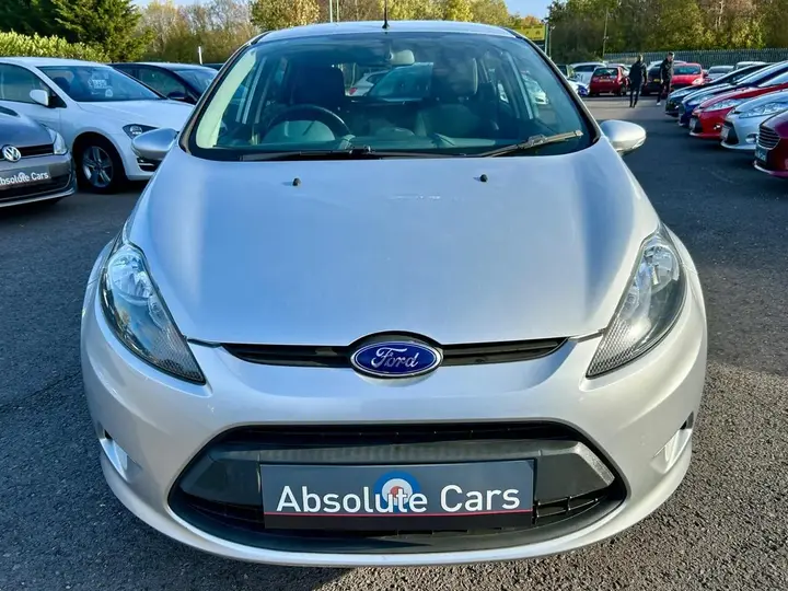 Ford Fiesta 2011 photo 5