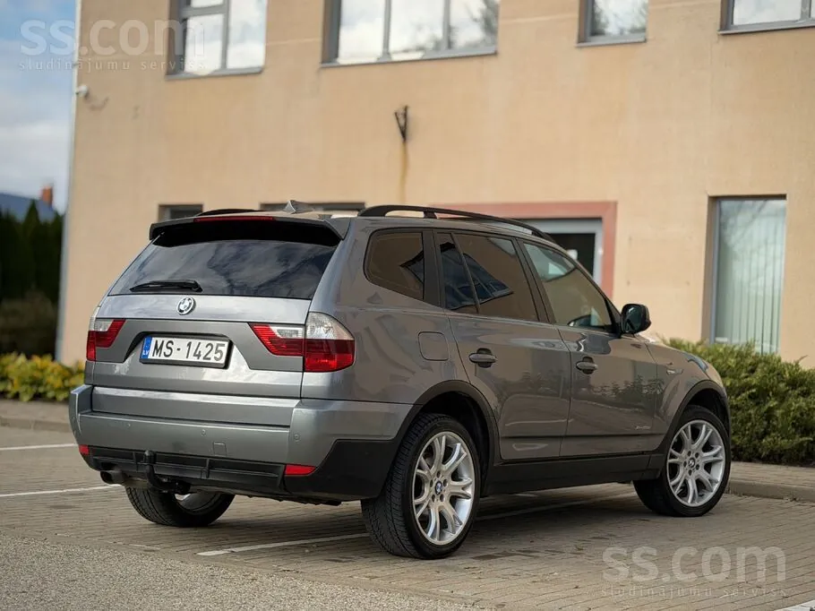 BMW X3 2010 photo 4