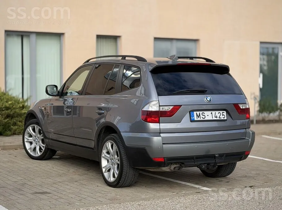 BMW X3 2010 photo 3