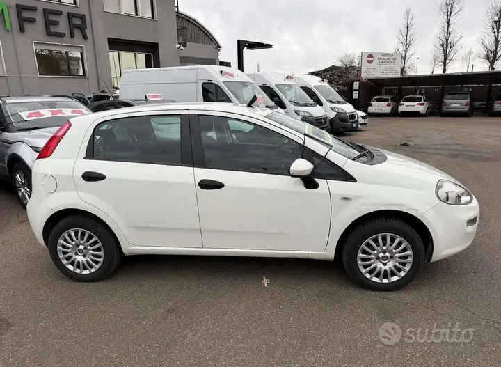 Fiat Punto 2014 photo 5