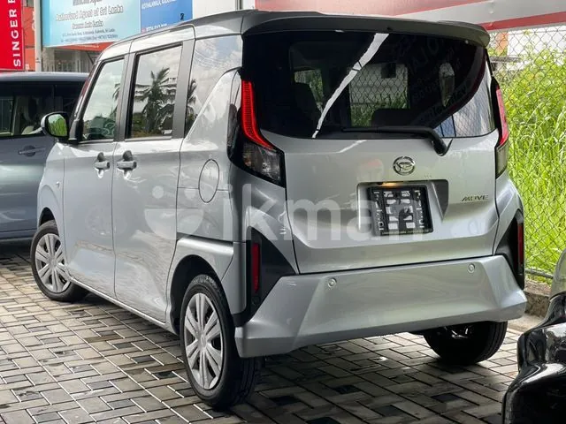 Daihatsu Move 2025 photo 3
