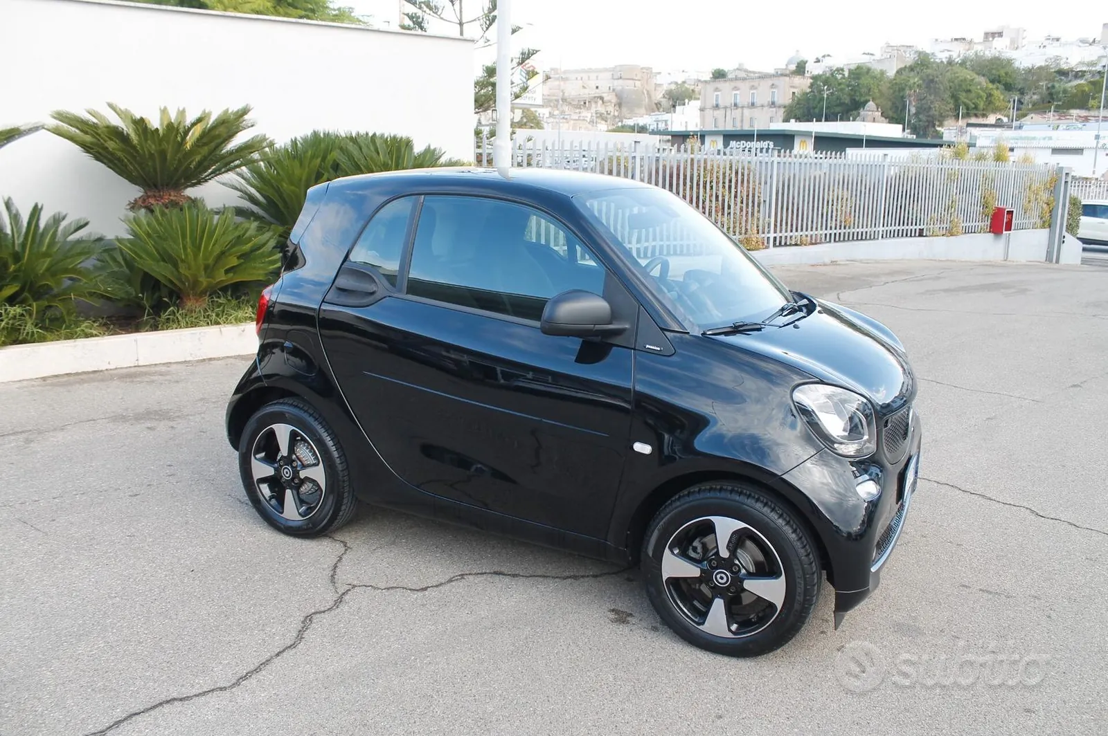 Smart Fortwo 2019 photo 3