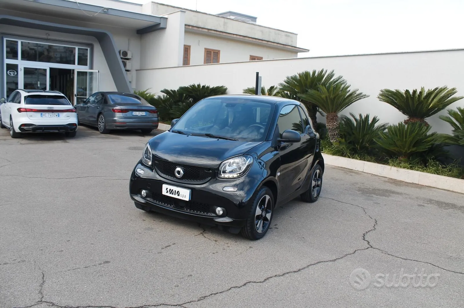 Smart Fortwo 2019 photo 2