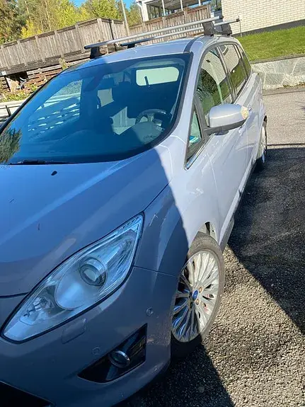 Ford Grand C-Max 2011 photo 4