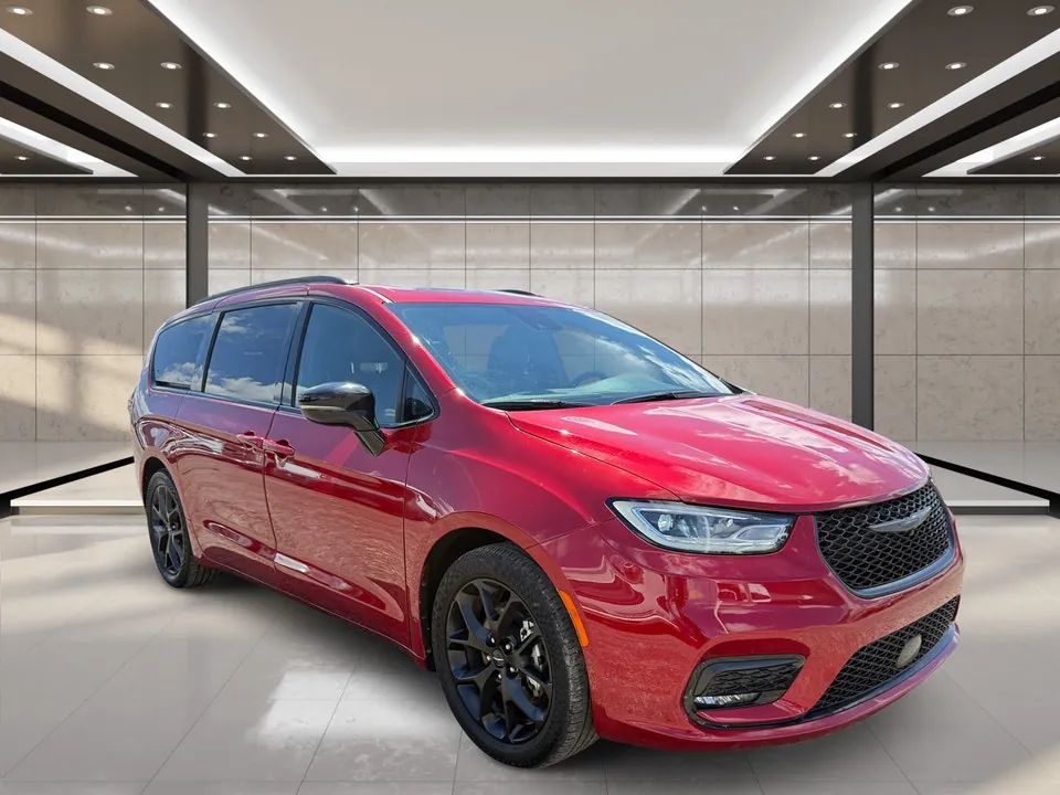 Chrysler Pacifica 2025 photo 2
