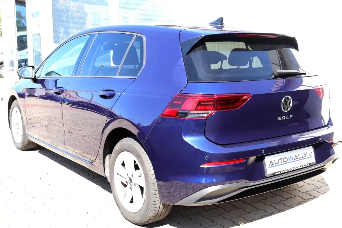 Volkswagen Golf 2021 photo 2