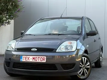 Ford Fiesta 2005 photo 2