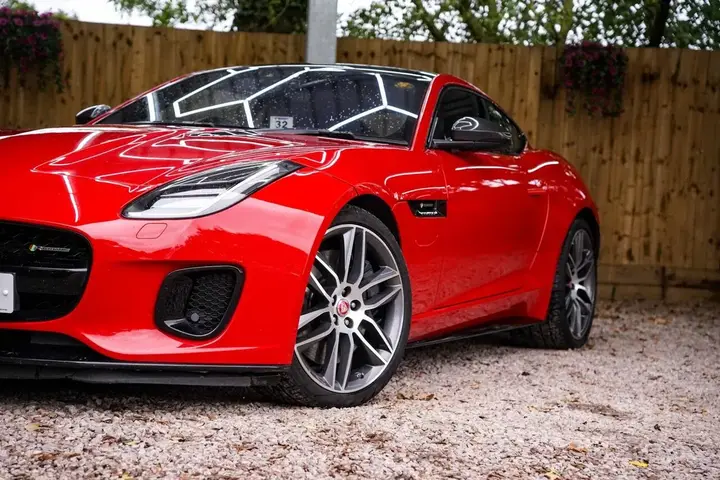 Jaguar F-Type 2019 photo 3