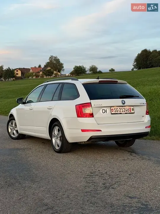 Skoda Octavia 2015 photo 4