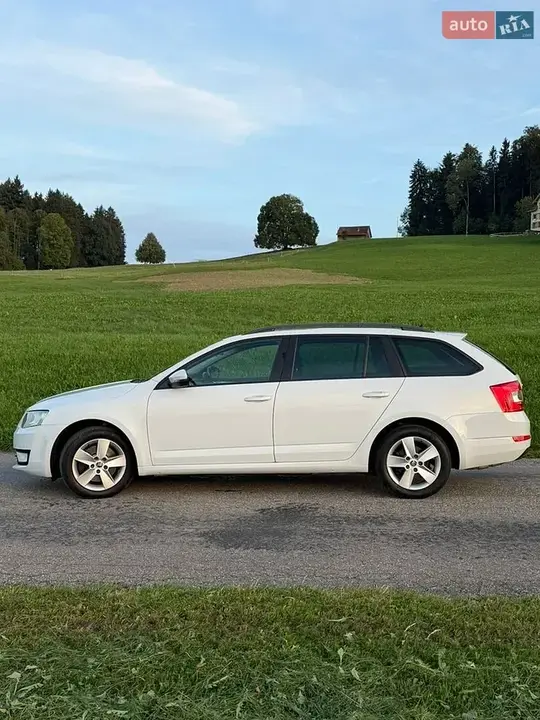 Skoda Octavia 2015 photo 3