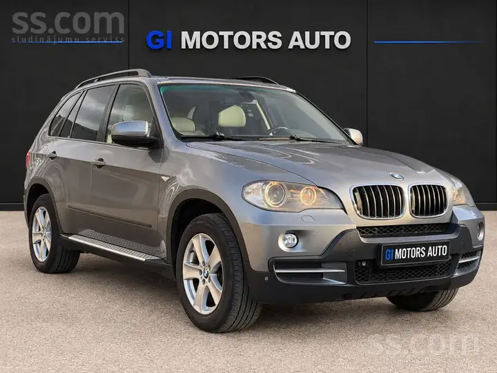 BMW X5 2009 photo 2