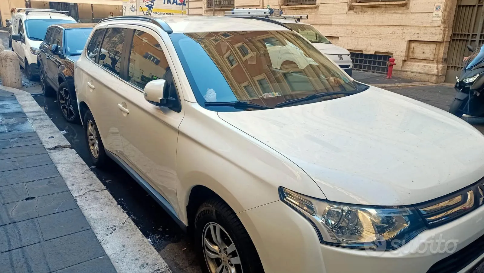 Mitsubishi Outlander 2014 photo 2