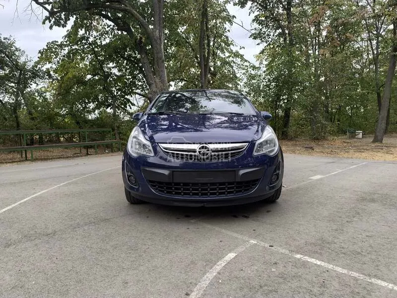 Opel Corsa D 2011 photo 3