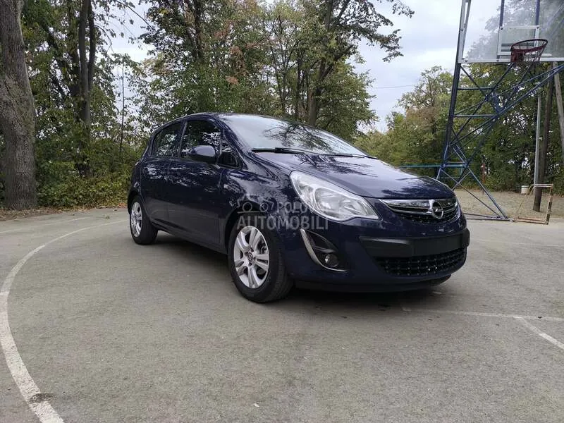 Opel Corsa D 2011 photo 4