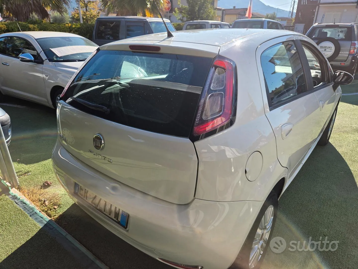 Fiat Grande Punto 2013 photo 3