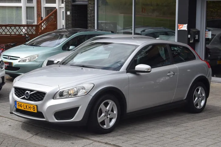 Volvo C30 2010 photo 2