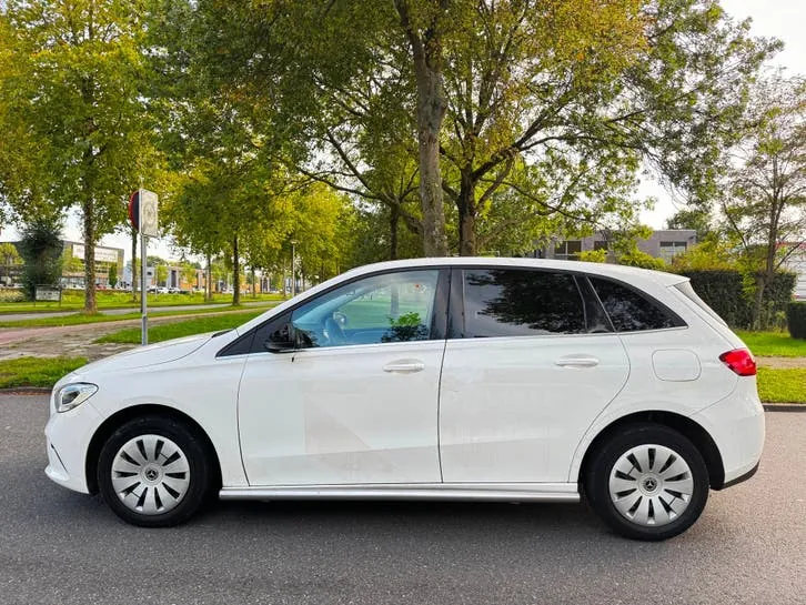 Mercedes-Benz B-Class 2021 photo 2