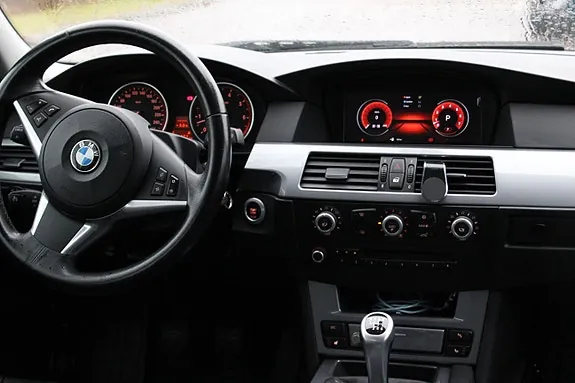 BMW 523I 2009 photo 5