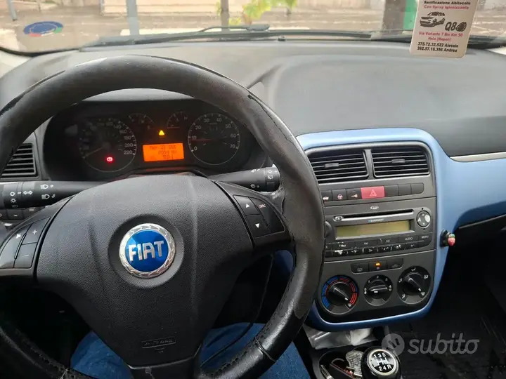 Fiat Grande Punto 2007 photo 4