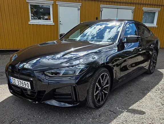 BMW I4