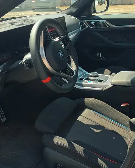BMW I4 2025 photo 3