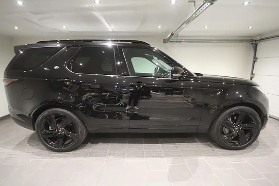 Land Rover Discovery 2023 photo 4