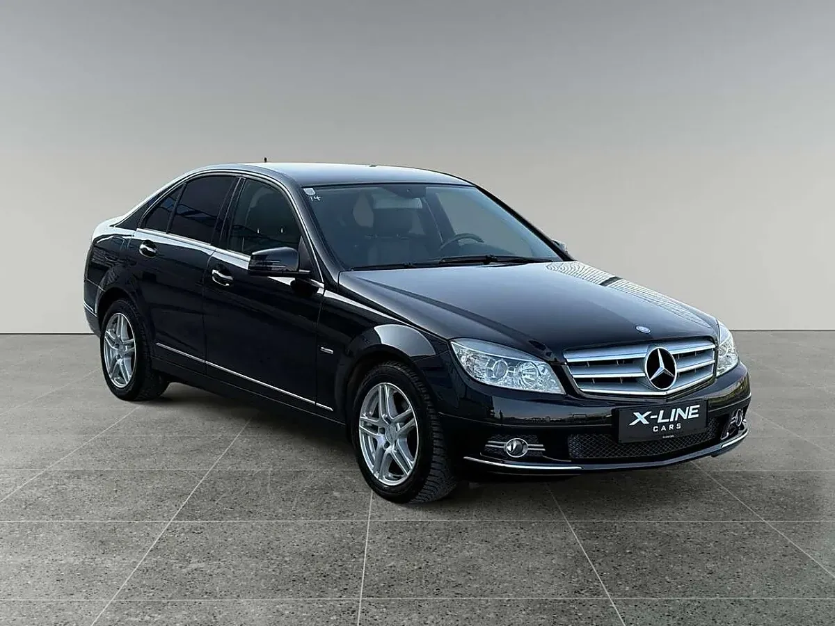 Mercedes-Benz C-Class 2011 photo 3