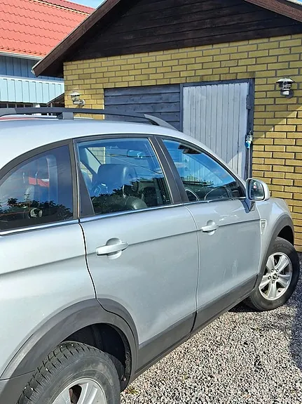 Chevrolet Captiva 2010 photo 2