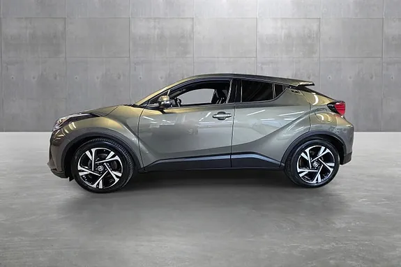 Toyota C-Hr 2022 photo 2