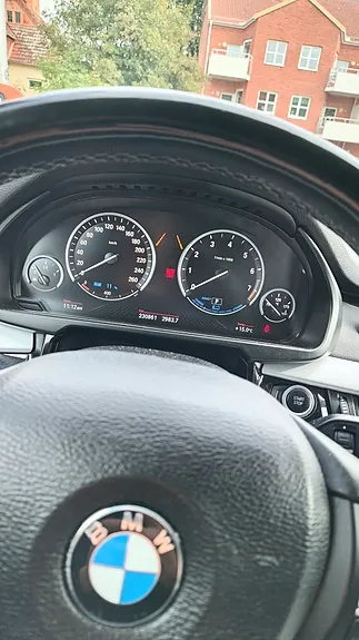 BMW X5 2018 photo 2