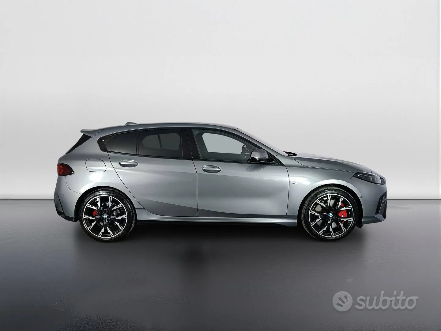 BMW 1 Series 2025 photo 3
