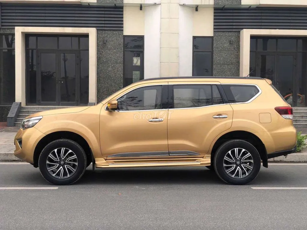 Nissan Terra 2018 photo 2