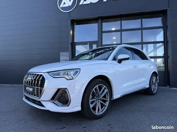 Audi Q3 2021 photo 3